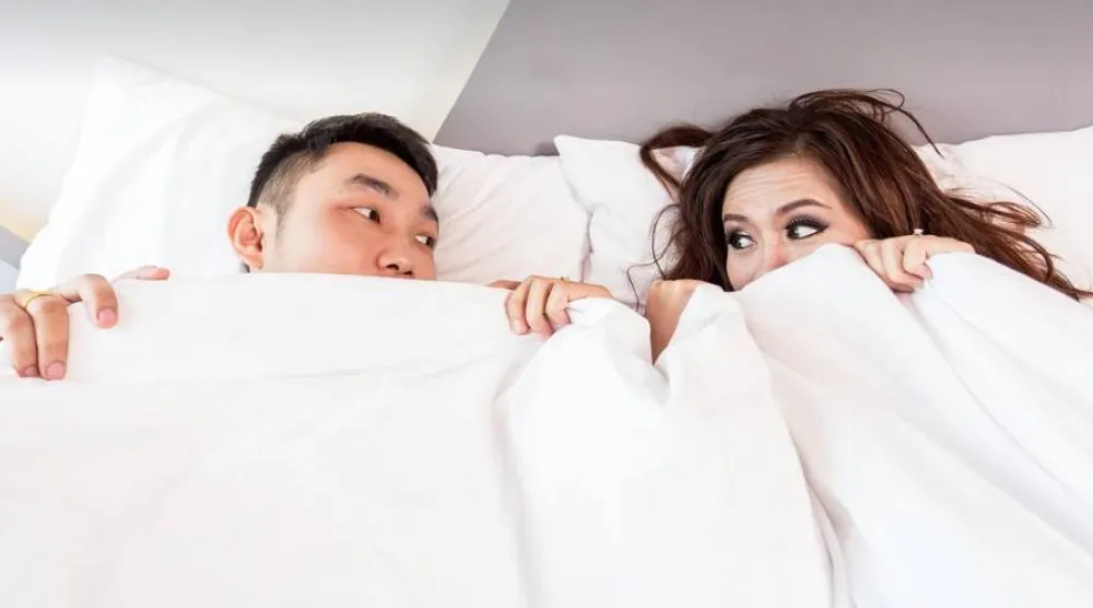  النوم المشترك يرتبط بشعور أفضل بالارتياح النفسي مقارنة بالنوم المنفصل (بكساباي)