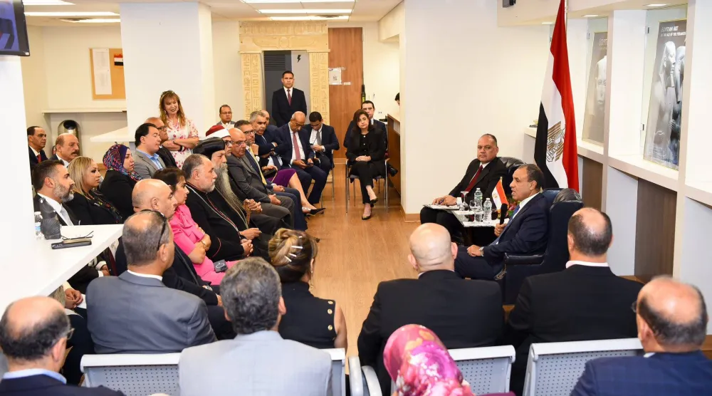 وزير الخارجية المصري بدر عبد العاطي خلال لقاء سابق بالجالية المصرية في نيويورك (الخارجية المصرية)