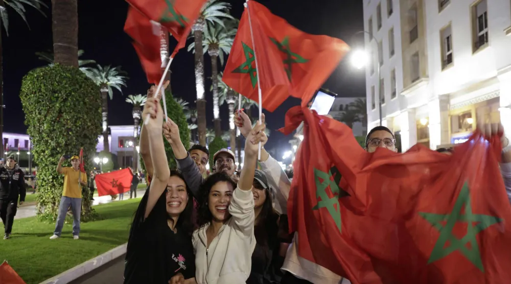 احتفالات في شوارع المغرب (أ.ف.ب) 