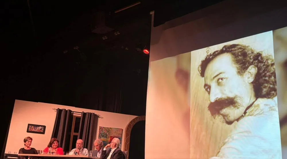 نصف قرن مرَّ والضحكة لا تزال تُعاند العتمة (الشرق الأوسط)