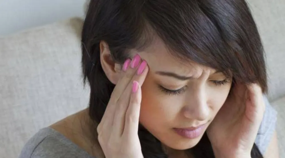 نوبات الصداع النصفي تكون مصحوبة بألم لا يُطاق (أ.ف.ب)