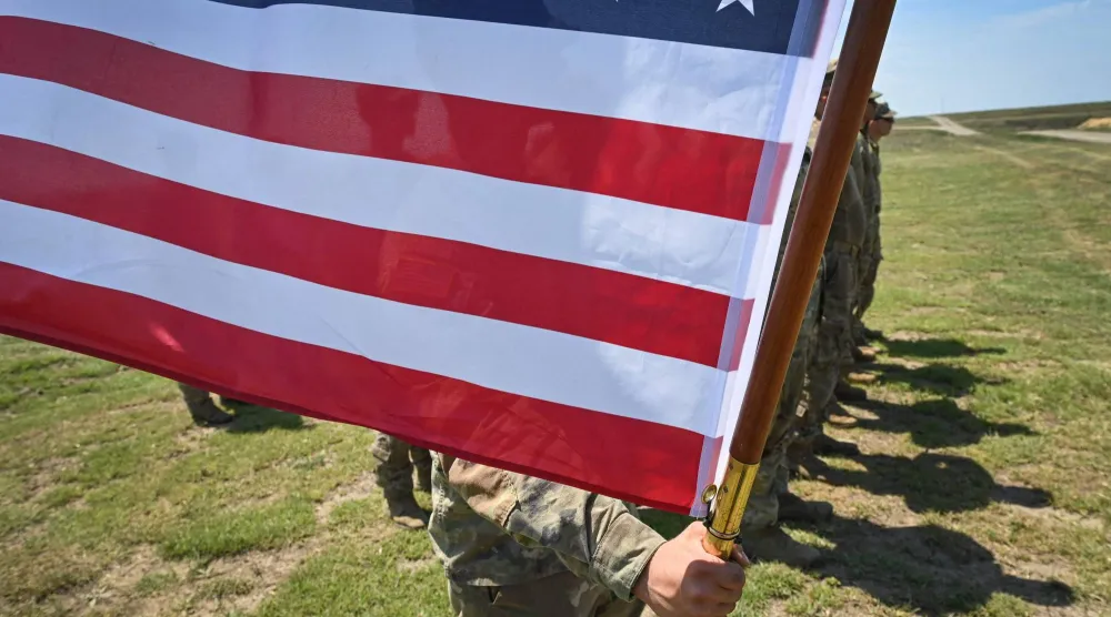 جنود أميركيون يظهرون في منشأة للتدريب العسكري برومانيا (أ.ف.ب)