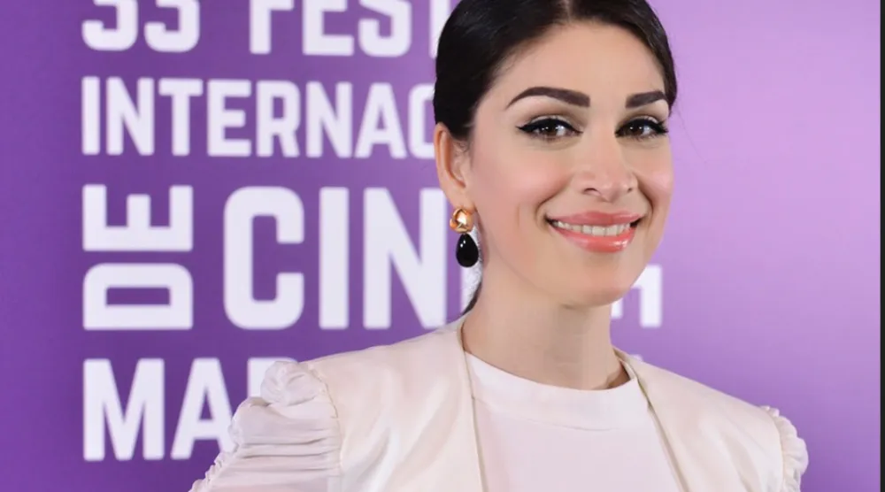 الفنانة اللبنانية نور بلوق (الشرق الأوسط)