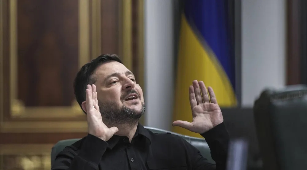 الرئيس الأوكراني فلوديمير زيلينسكي (إ.ب.أ)