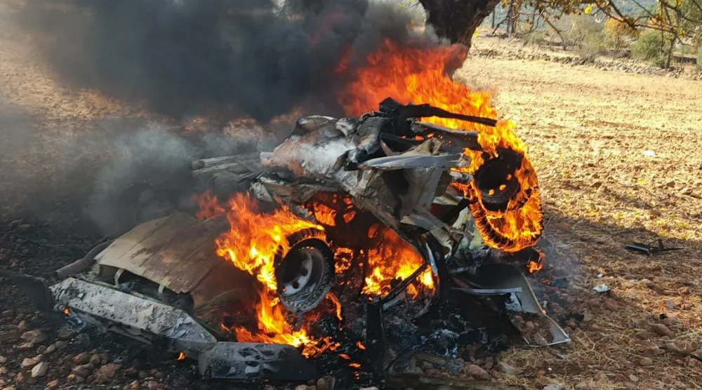 السيارة التي استُهدفت في راشيا الوادي ما أدى إلى مقتل شخصين (الوكالة الوطنية للإعلام)