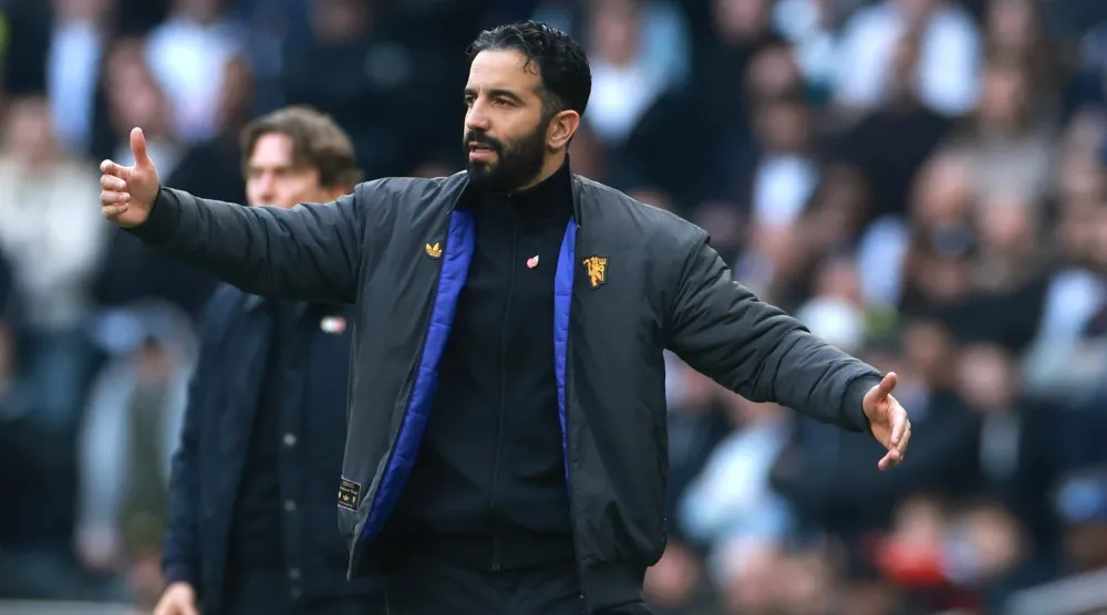 روبن أموريم مدرب مانشستر يونايتد (إ.ب.أ)