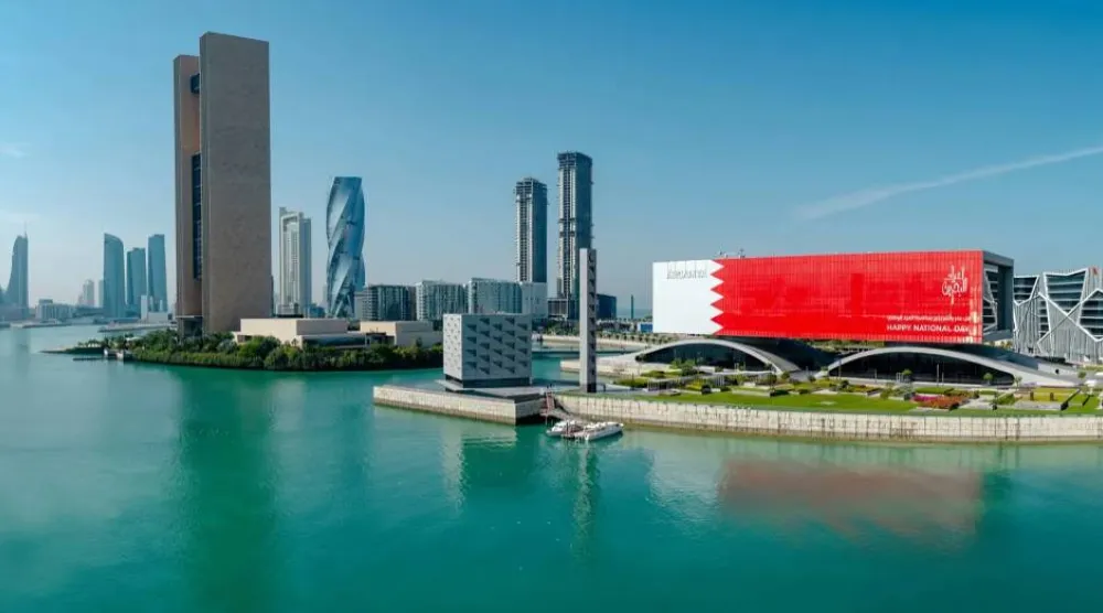 جانب من منطقة الخليج التجاري في العاصمة البحرينية المنامة (الشرق الأوسط)