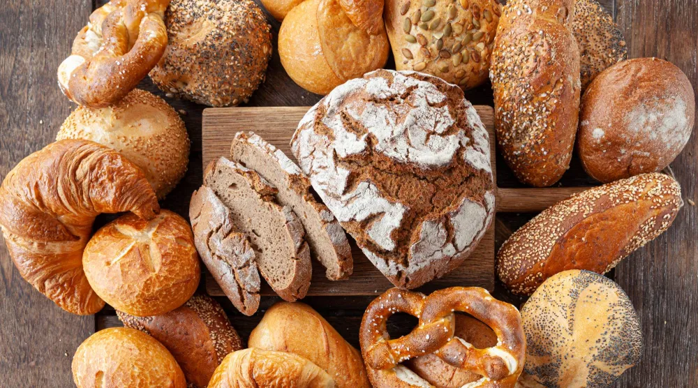 الخبز الألماني يسحب بساط الشهرة من الـ«باغيت» الفرنسي