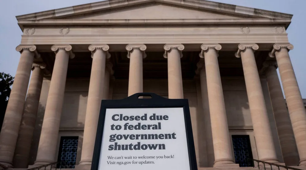 تفيد تقديرات لوزارة الخارجية الأميركية بأن الإغلاق الحكومي يلحق الضرر بالدول الحليفة والشركاء والصناعة الأميركية (رويترز)