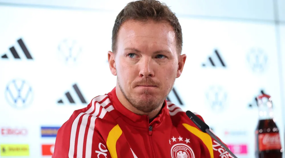 يوليان ناغلسمان (د.ب.أ)