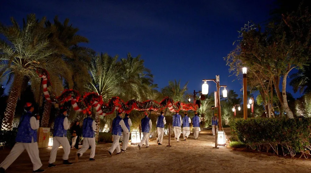 أحد العروض اليابانية خلال فعاليات «سوق الموسم»... (تصوير: تركي العقيلي)