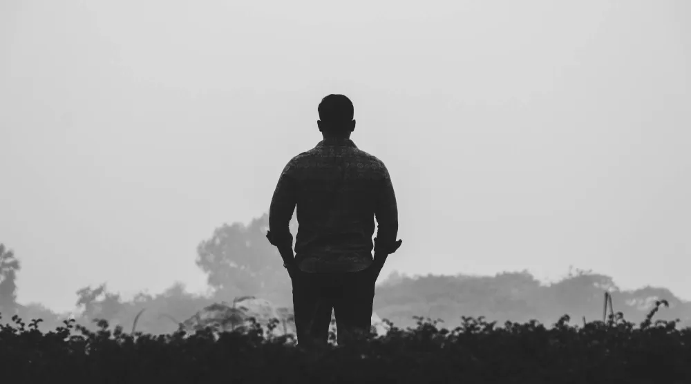 اكتئاب الشتاء  يتميز بانخفاض الحالة المزاجية وتقلبات الشهية (بيكسيلز)