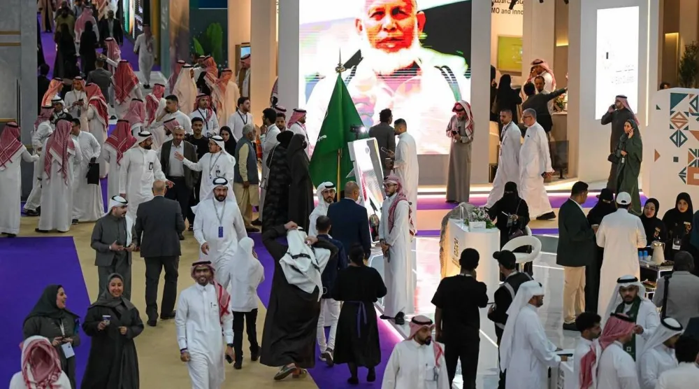 عرضت جهات حكومية أحدث مشروعاتها وبرامجها التطويرية لخدمة ضيوف الرحمن (الشرق الأوسط) 