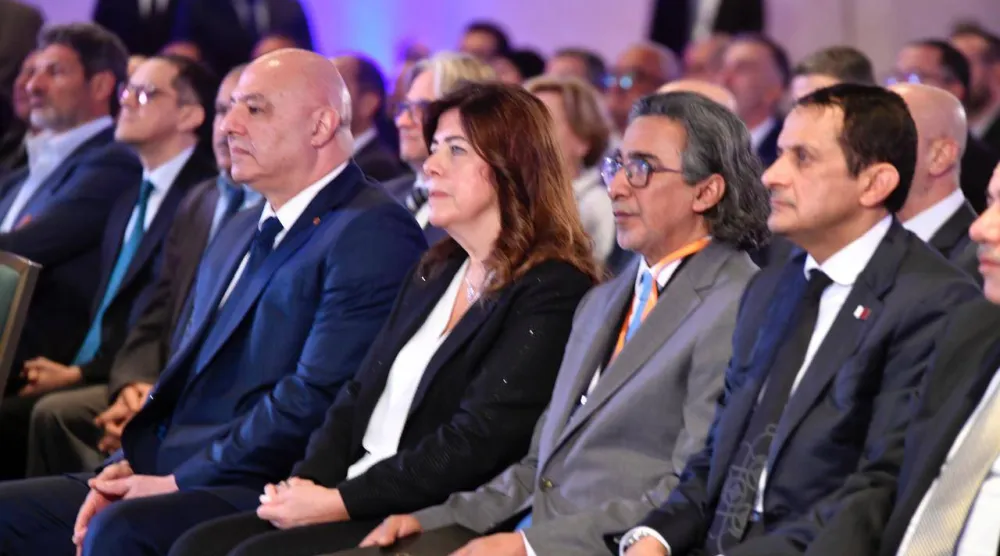 جانب من حضور الرئيس عون للمؤتمر (الشرق الأوسط)