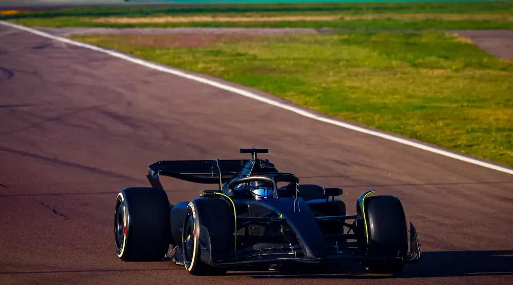 13 November 2025, Italy, Imola: Mexican Formula One driver Sergio Perez, test drives Ferrari SF-23, the new Cadillac F1 car at the Enzo e Dino Ferrari circuit in Imola. Photo: Federico Basile/LiveMedia-IPA/ZUMA Press Wire/dpa