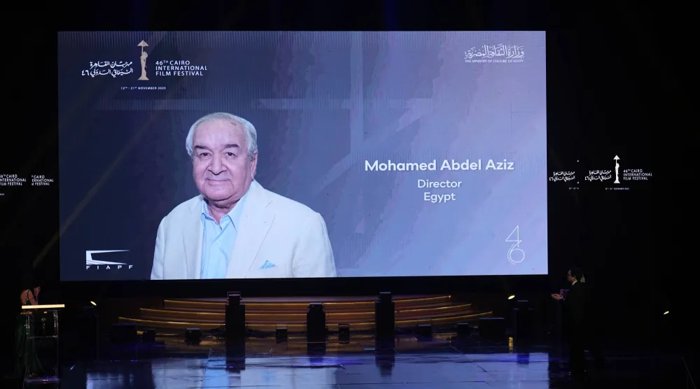 محمد عبد العزيز قدَّم نصائح للأجيال الجديدة (القاهرة السينمائي)