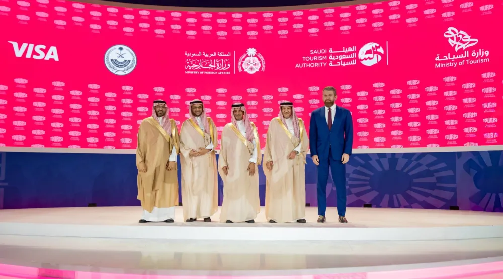 مبادرة «التأشيرة عبر الملف الشخصي» تُمكِّن المؤهلين من الحصول على تأشيراتهم إلكترونياً خلال دقائق (وزارة السياحة)