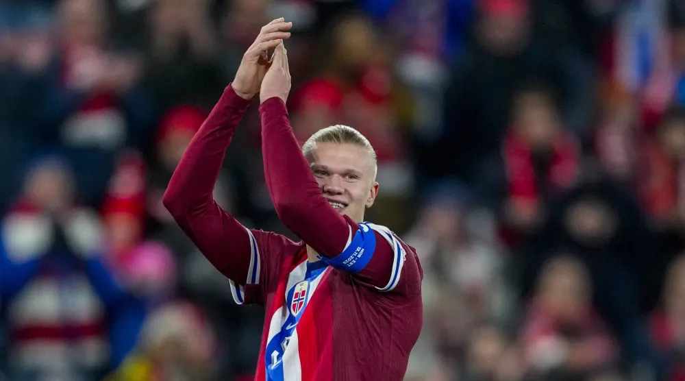 إرلينغ هالاند قائد منتخب النرويج (إ.ب.أ)