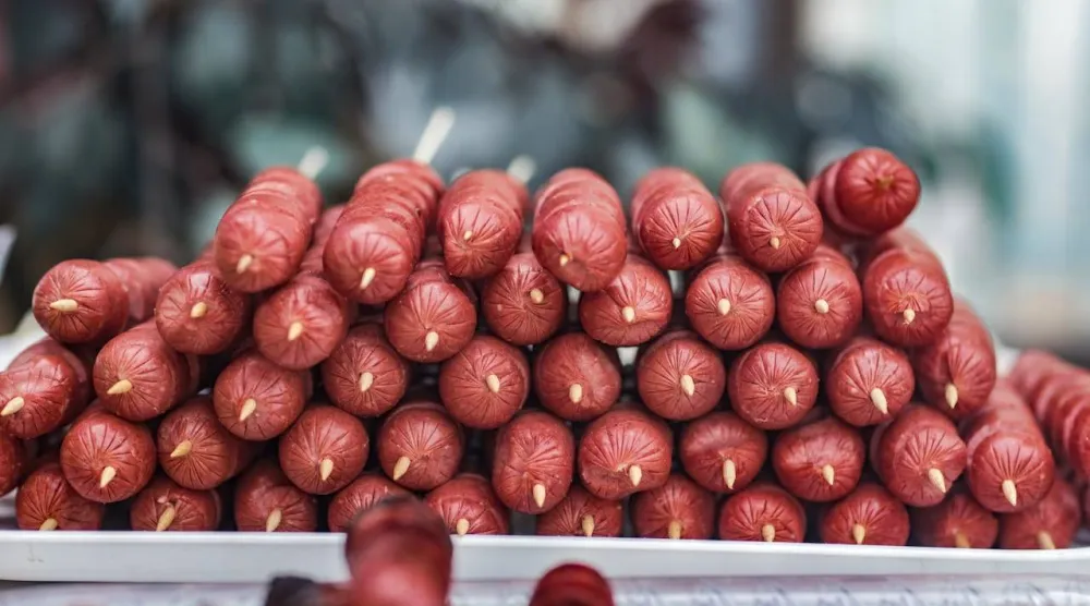 الاستهلاك العالي للأطعمة فائقة المعالجة ارتبط بمعدلات للإصابة بسرطان القولون (بكسلز)