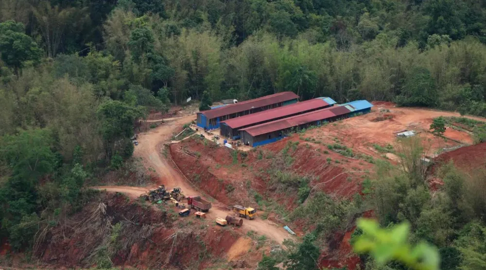 منجم معادن بطاريات مدعوم من الصين في بلدة بيكون بولاية شان شرق ميانمار (أ.ف.ب)