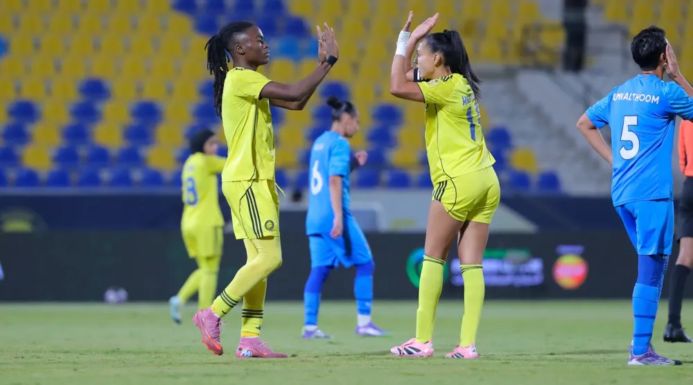 فرحة نصراوية بأحد الأهداف في نيوم (الشرق الأوسط)