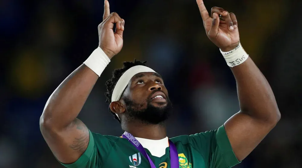 سيا كوليسي (رويترز)