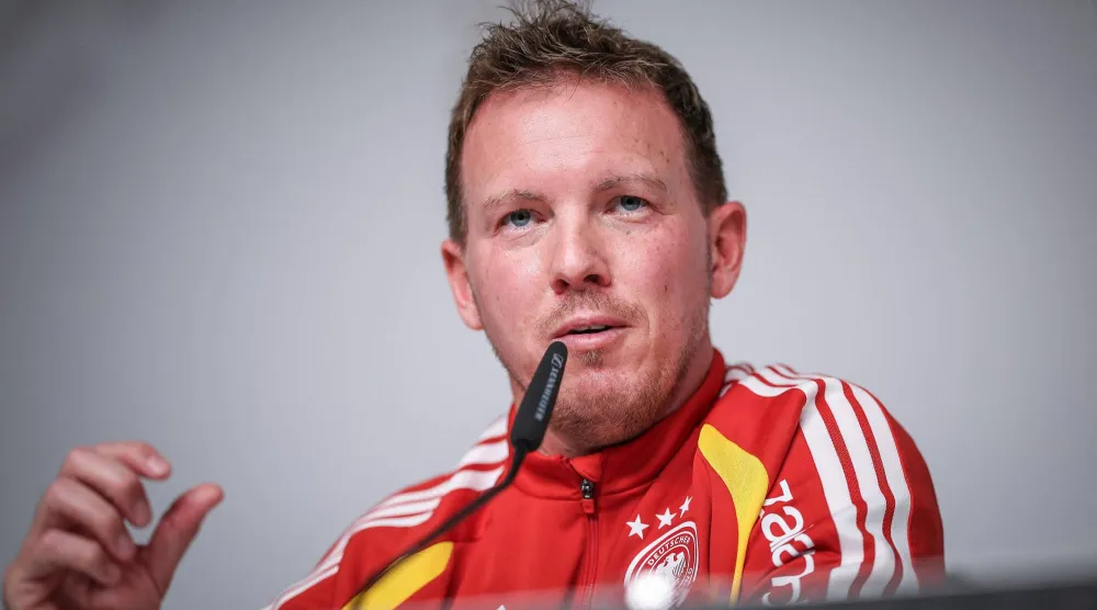 يوليان ناغلسمان مدرب ألمانيا (أ.ف.ب)