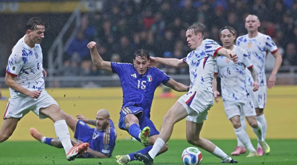 لم تهدأ عاصفة النقد في إيطاليا بعد الخسارة الكبيرة أمام النرويج بـ4 أهداف مقابل هدف واحد (منتخب إيطاليا)