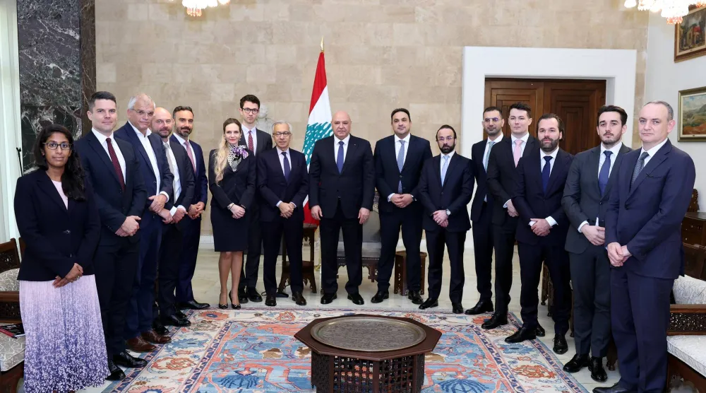 عون مستقبلاً وفد شركة «مورغان ستانلي» (الرئاسة اللبنانية)