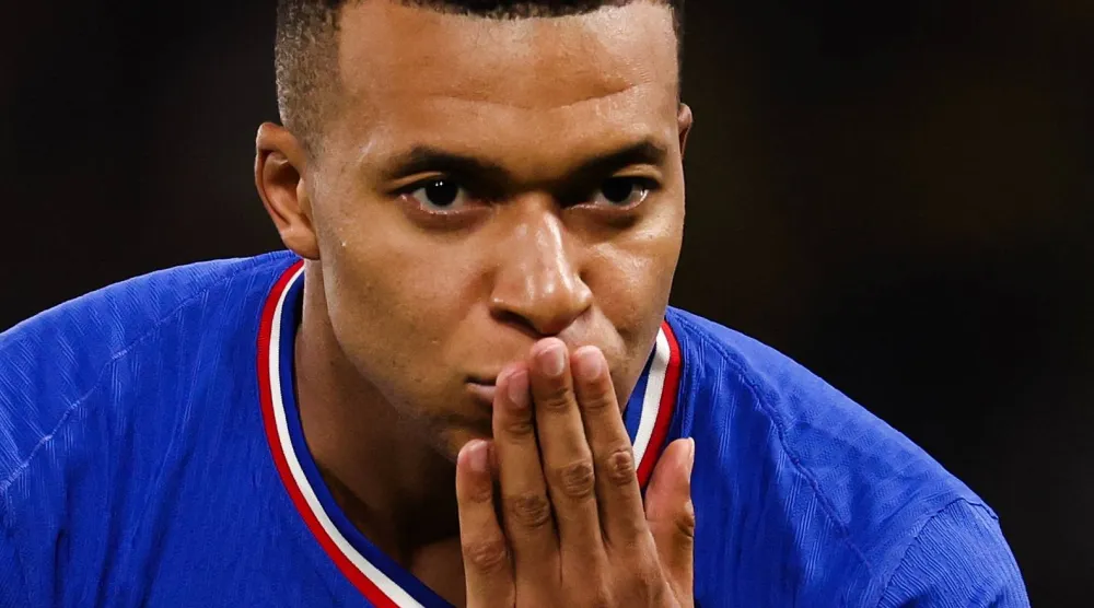 قائد منتخب فرنسا لكرة القدم كيليان مبابي (أ.ف.ب)