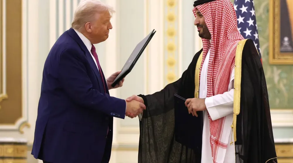 زيارة ترمب الأخيرة إلى المملكة شهدت توقيع اتفاقيات دفاعية كبيرة (غيتي)