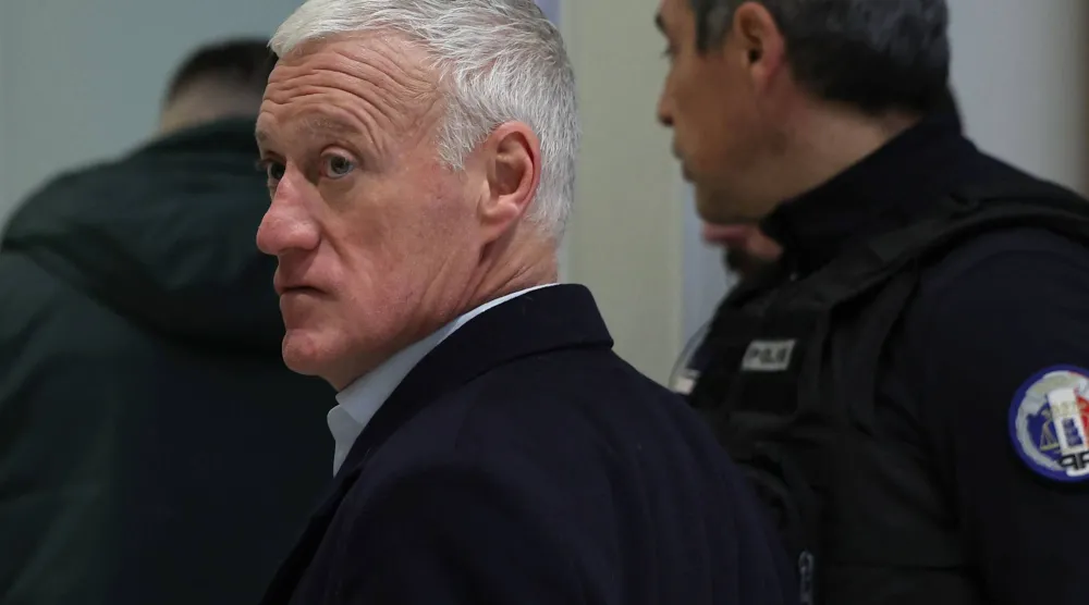 ديشان خلال وجوده بالمحكمة (أ.ف.ب)