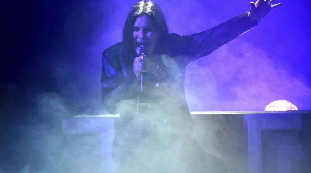 Donald Trump, Sharon Osbourne'a bıraktığı sesli mesajda, hayatını kaybeden eşi Ozzy'yi övdü (AP)