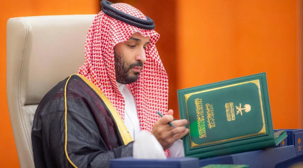 ولي العهد رئيس مجلس الوزراء الأمير محمد بن سلمان مترئساً جلسة مجلس الوزراء الخاصة بإقرار ميزانية العام 2026 (واس)