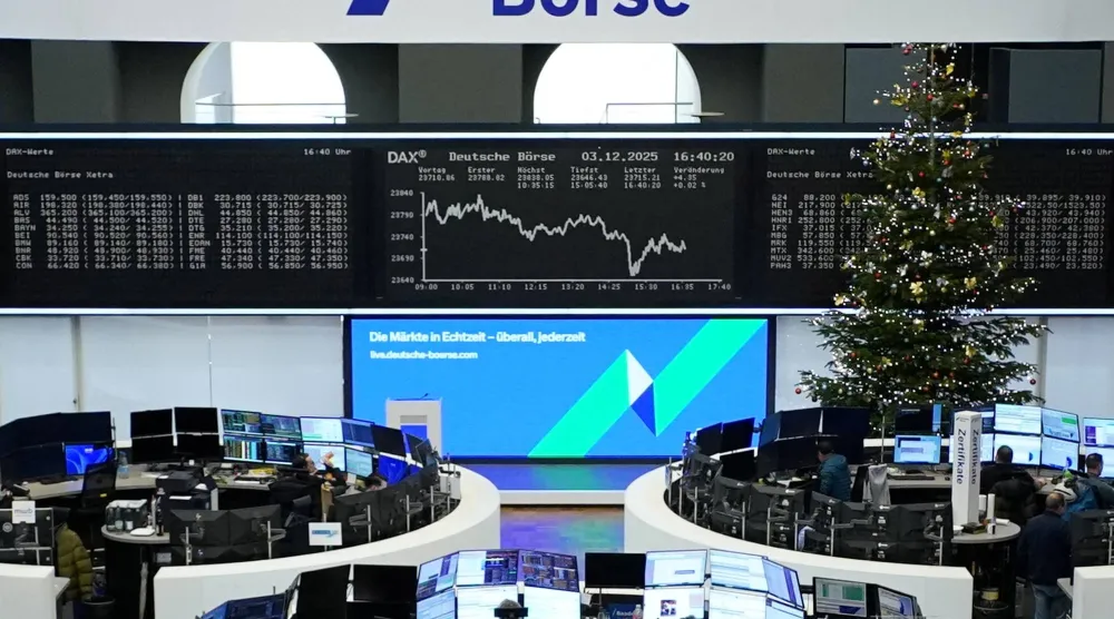 رسم بياني لمؤشر أسعار الأسهم الألماني داكس في بورصة فرانكفورت (رويترز)