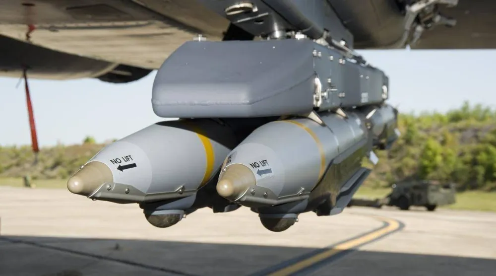 قنابل «جي بي يو-39» الأميركية الصنع (أرشيفية)