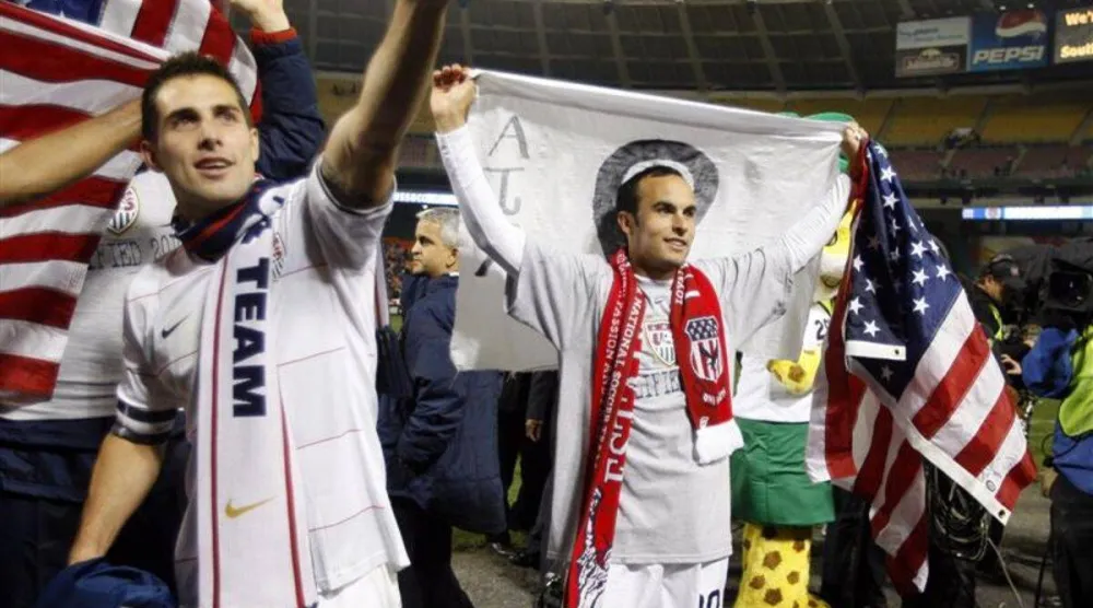 منتخب أميركا يستعد لخوض كأس العالم على أرضه (رويترز)