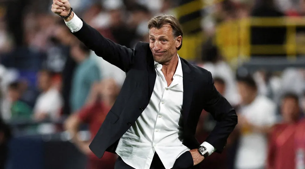 الفرنسي هيرفي رينارد مدرب المنتخب السعودي (رويترز)