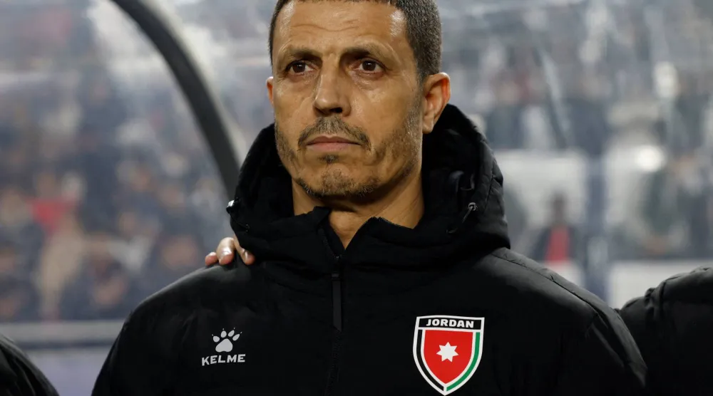 المدير الفني المغربي لمنتخب الأردن لكرة القدم جمال سلامي (رويترز)