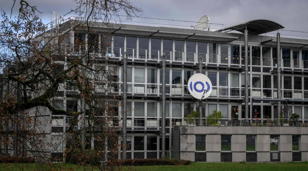 مقر اتحاد البث الأوروبي في جنيف - الجهاز الذي ينظم «يوروفيجن» (أ.ف.ب)