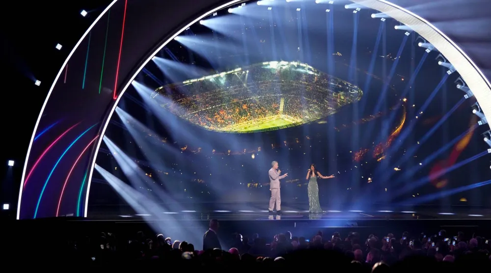 من فعاليات حفل سحب قرعة كأس العالم لكرة القدم 2026 في مركز كينيدي بواشنطن (أ.ب)
