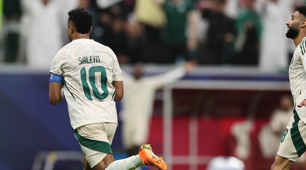 الدوسري محتفلاً بالهدف (تصوير: سعد العنزي)