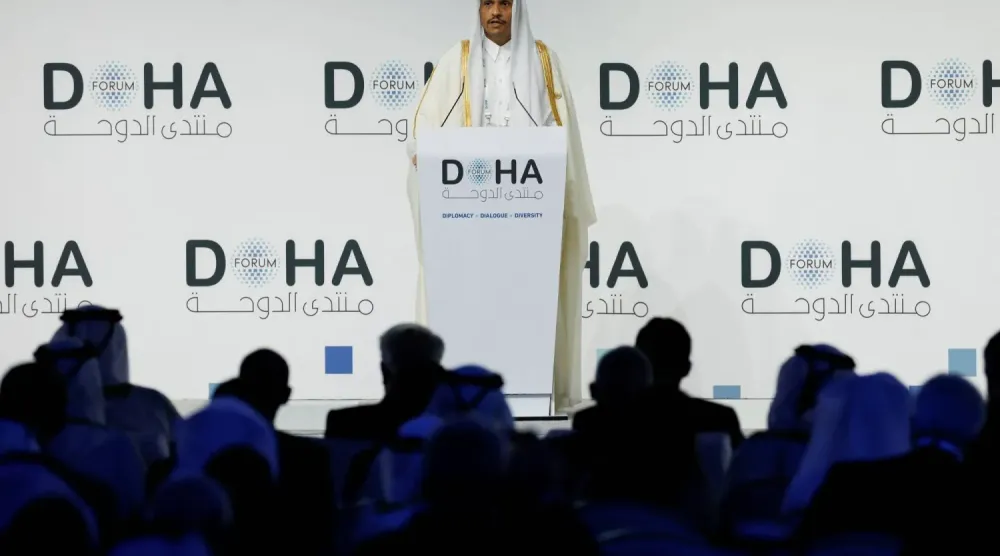 Katar Başbakanı Şeyh Muhammed bin Abdurrahman el Sani, 23. Doha Forumu'nun ilk gününde konuşuyor (Reuters)
