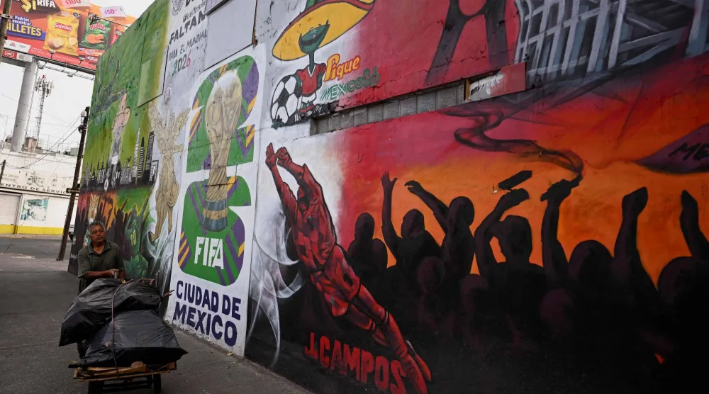 الجماهير المكسيكية متفائلة بقرعة المونديال (أ.ف.ب)