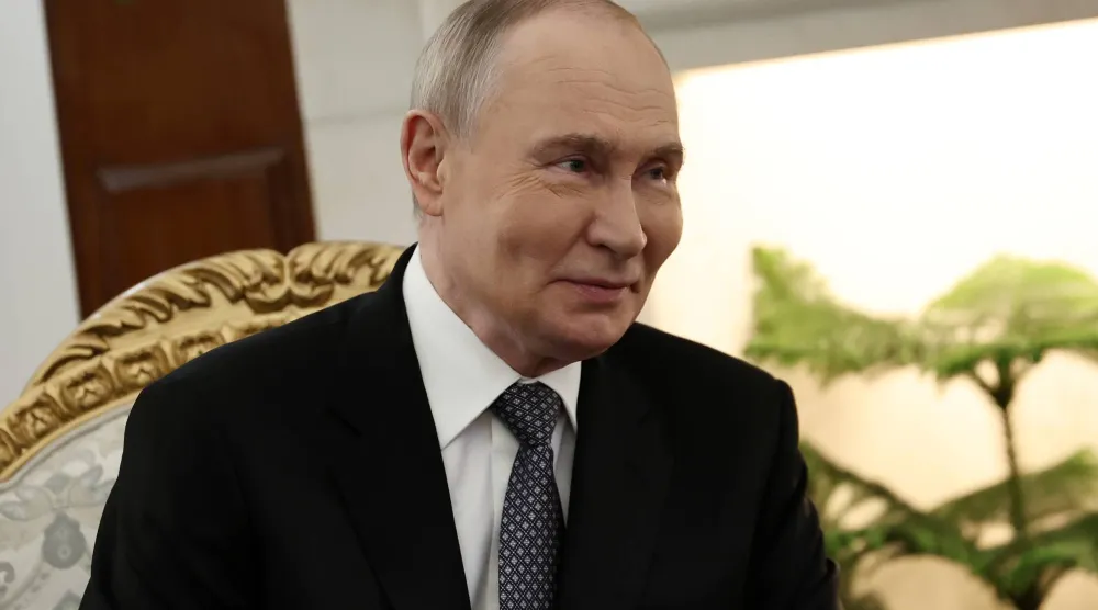 الرئيس الروسي فلاديمير بوتين يتحدث خلال حضوره اجتماعاً في الهند (إ.ب.أ)