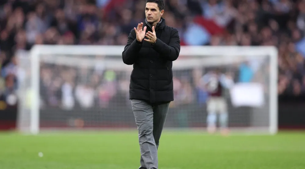 الإسباني ميكيل أرتيتا مدرب آرسنال (رويترز)