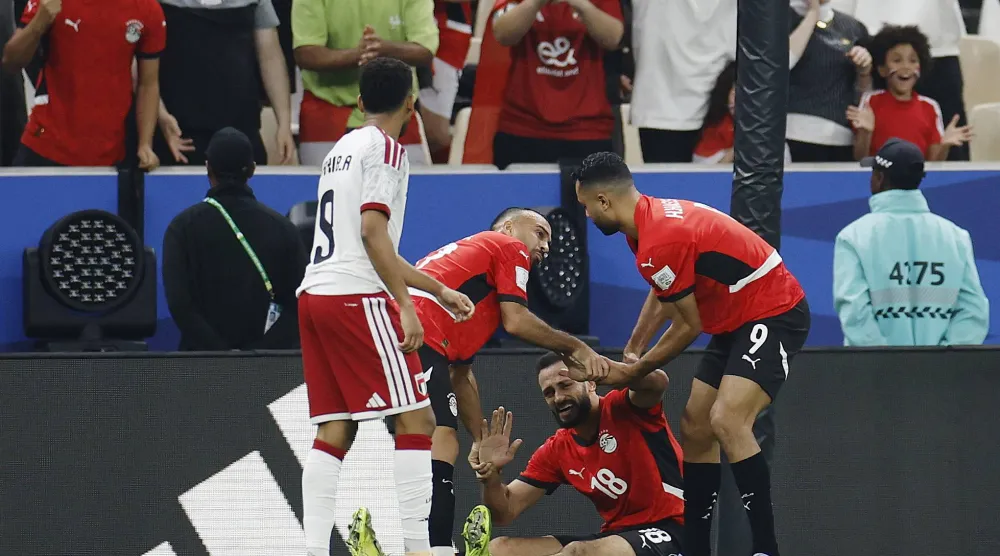 فرحة مصرية بهدف التعادل (رويترز)