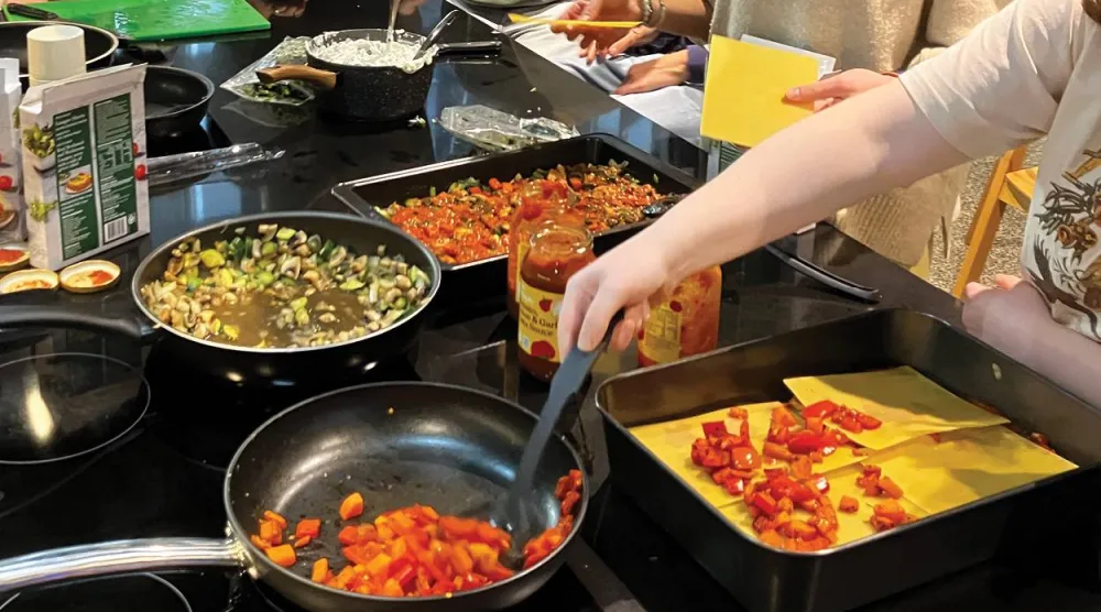 المعلبات مثل الطماطم والفاصوليا خيار اقتصادي جيد بشرط اختيار الأنواع قليلة الصوديوم (جامعة بروك)