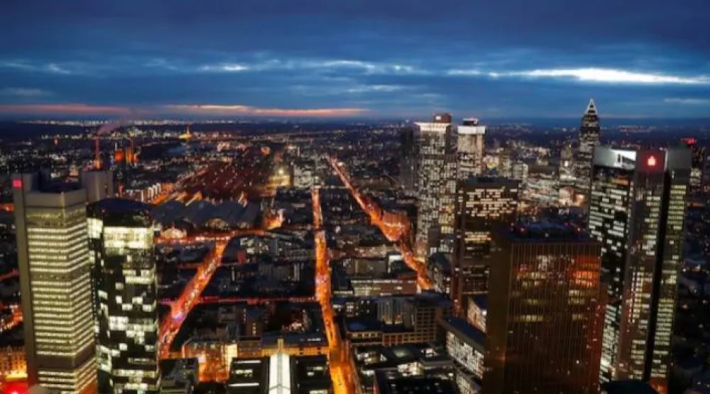 الحي المالي في فرنكفورت ألمانيا (رويترز)