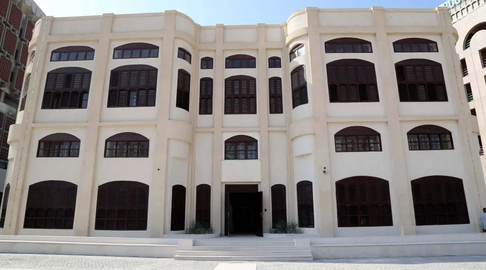 مبنى باب البنط التاريخي تحول إلى مقر لمتحف البحر الأحمر (تصوير: غازي مهدي) 